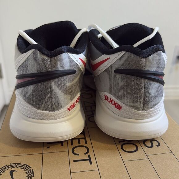 NEW-Nike Air Zoom Kyrie 8 - University Red & Black- Men’s Size 11 - Picture 3 of 8